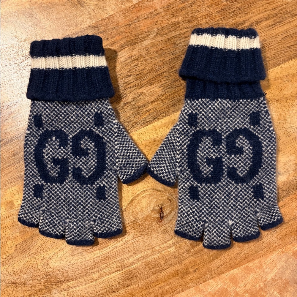 Gucci Gloves